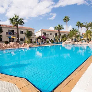 Апарт-отель Loutsiana Deluxe Apts, Айя-Напа